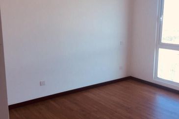 Aurora Tower @ Eco Sky