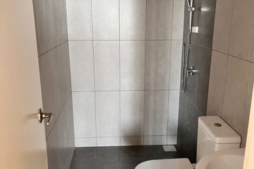 Tuan 2egacy (Tuan Residency 2)