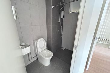 Tuan 2egacy (Tuan Residency 2)