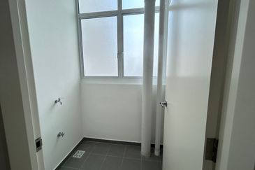 Tuan 2egacy (Tuan Residency 2)