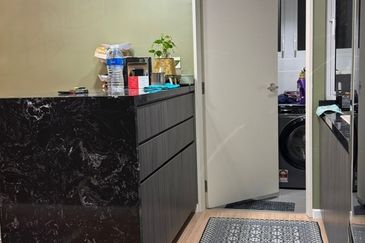 Tuan 2egacy (Tuan Residency 2)