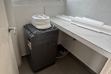 Tuan 2egacy (Tuan Residency 2)