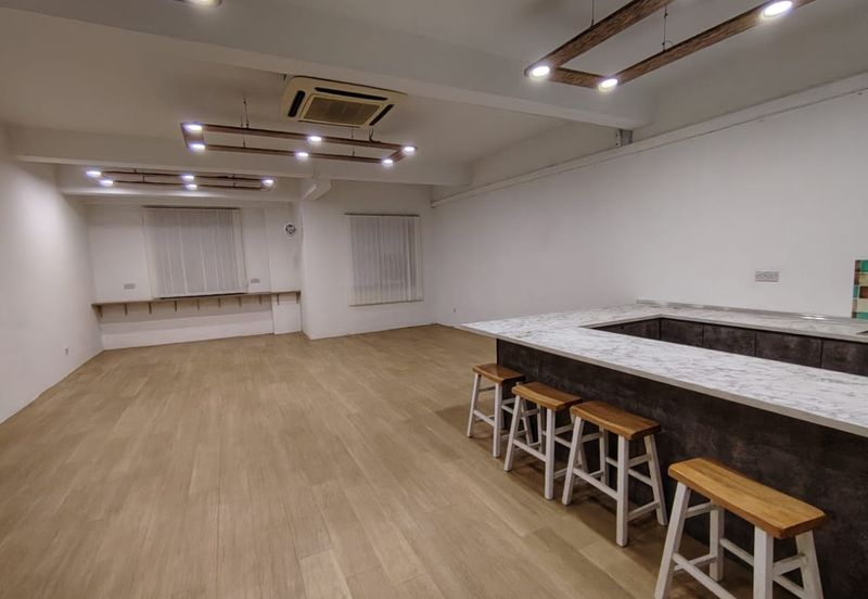 Medan Putra Business Centre