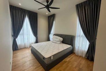 Residensi Solaris Parq