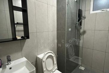 Tuan 2egacy (Tuan Residency 2)