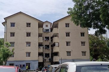 melati aprtment puchong, 4th floor