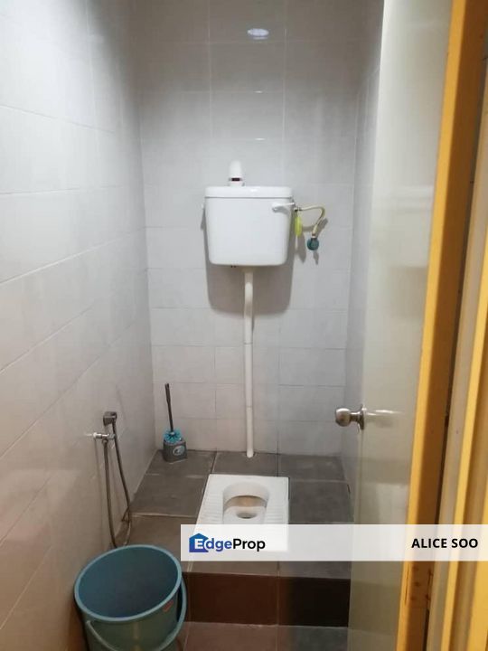 Ioi Boulevard urgent sale, Selangor, Puchong