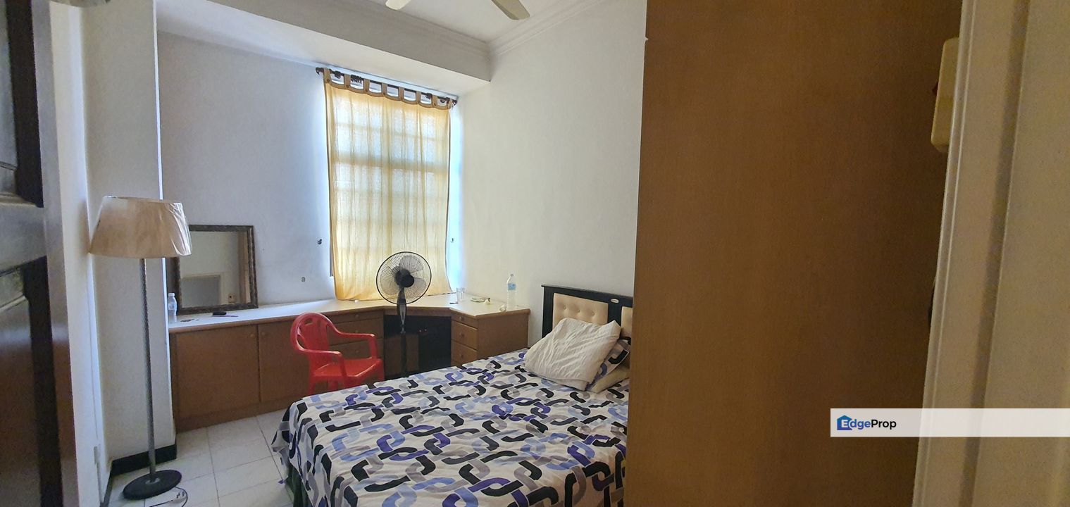 Putra Indah Condominium @ Taman Serdang Raya Seri Kembangan Below Market Value (2Carparks), Selangor, Seri Kembangan