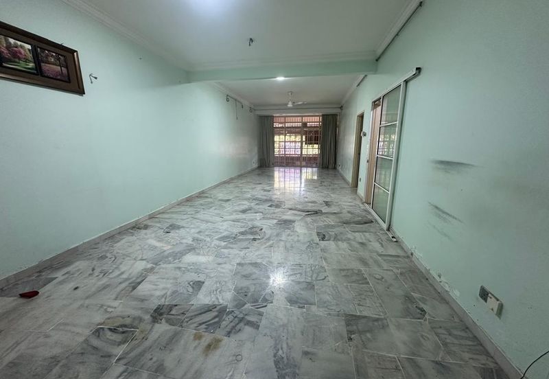 Excelsa Apartment, Taman Universiti Indah