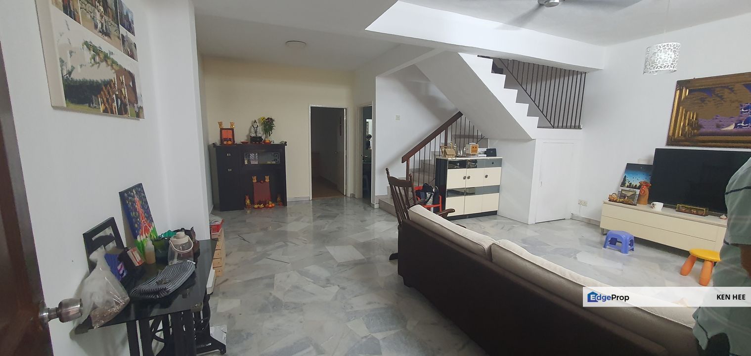 Taman Serdang Raya Double Storey SR 2 Fully Renovated , Selangor, Seri Kembangan