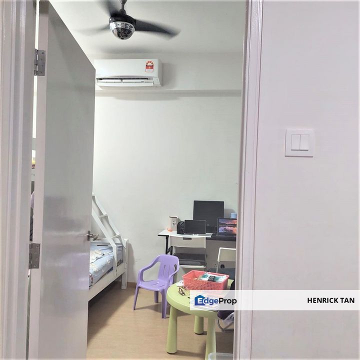 Prima Indah (The Armanna), Fully Furnished And RENOVATED, 2 Car Park, Gated Guarded, Selangor, Shah Alam