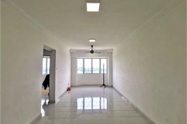 Main Place Residence