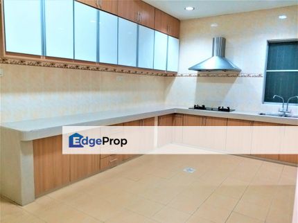 Anggerik Oncidium, Double Storey Superlink House, 24 x 132 (3168sqft), 1st & 2nd floor fully Extended, Gated Guarded, Selangor, Shah Alam