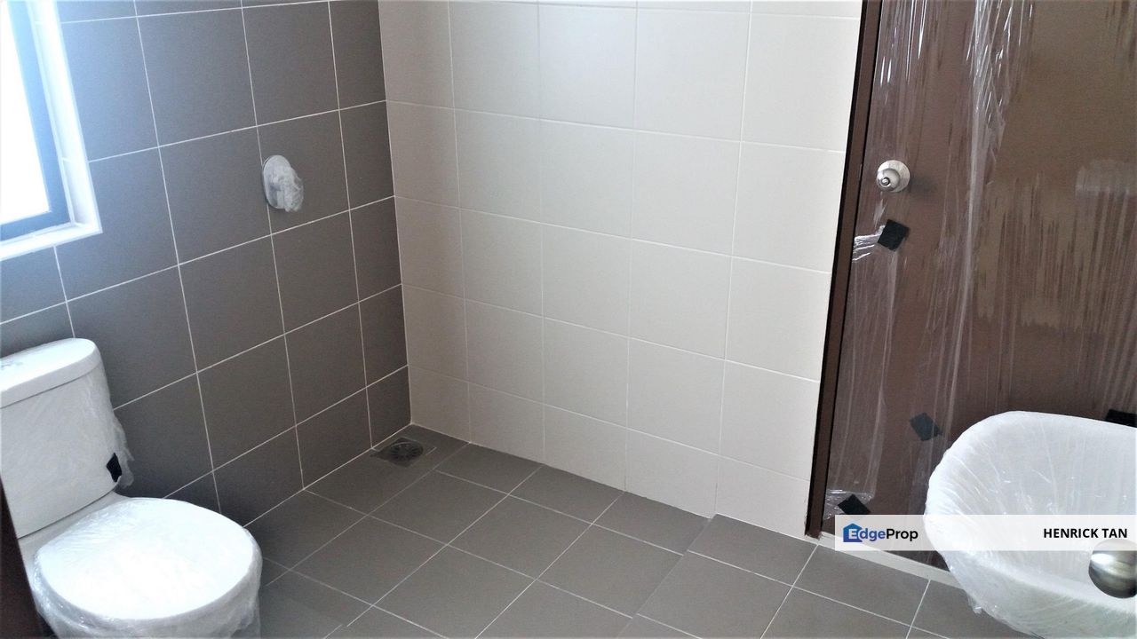 Scarlet, Bandar Rimbayu, Land Size 24x70, Build up 2143sqft, Gated Guarded, Next to CLUB HOUSE, Selangor, Kota Kemuning