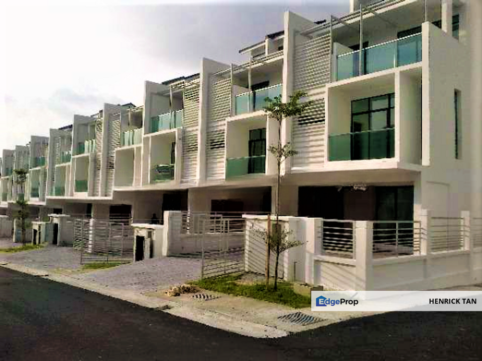 Kinrara Residence, 3storey House, 22x75sqft, 3318sqft, Gated Guarded, Selangor, Bandar Kinrara Puchong
