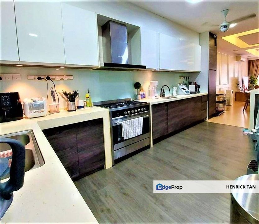 Kinrara  Residence, Gated Guarded, 3storey House, Fully Renovated, 3500sqft, Selangor, Bandar Kinrara Puchong