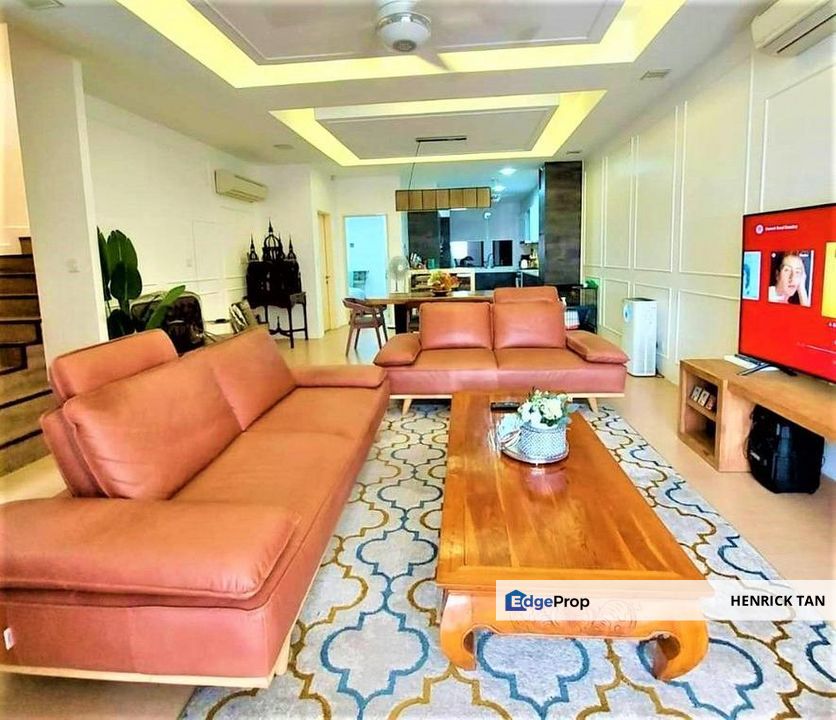 Kinrara  Residence, Gated Guarded, 3storey House, Fully Renovated, 3500sqft, Selangor, Bandar Kinrara Puchong