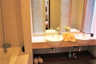 10 Semantan Suites (Sematan Avenue)