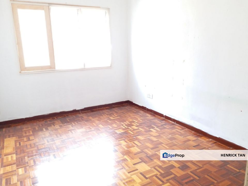 Taman Puchong Utama 12, Double Storey House, 18x60sqft, Below Market Price, Selangor, Puchong