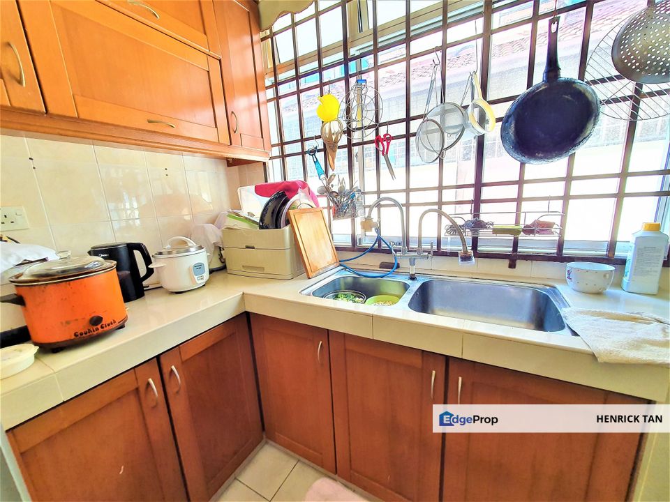 Kemuning Bayu, Double Storey House, 22x75sqft, Back Kitchen Fully Extended, Gated Guarded, Selangor, Shah Alam