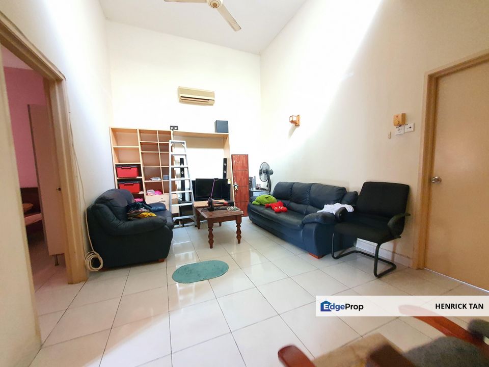 Kemuning Bayu, Double Storey House, 22x75sqft, Back Kitchen Fully Extended, Gated Guarded, Selangor, Shah Alam