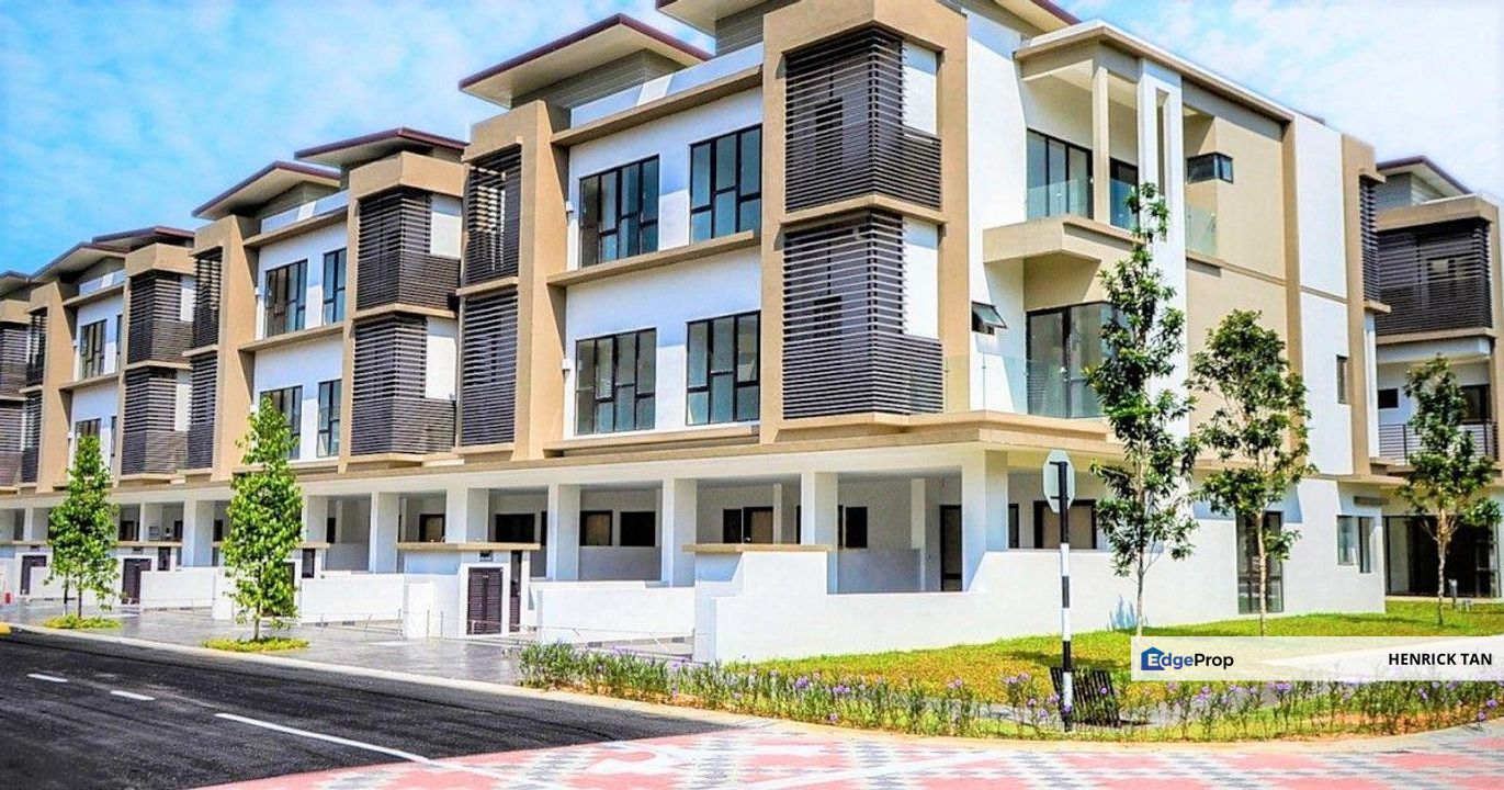 N'dira Townhouse (Lower Unit), 27x73sqft, Gated Guarded, Selangor, Puchong South