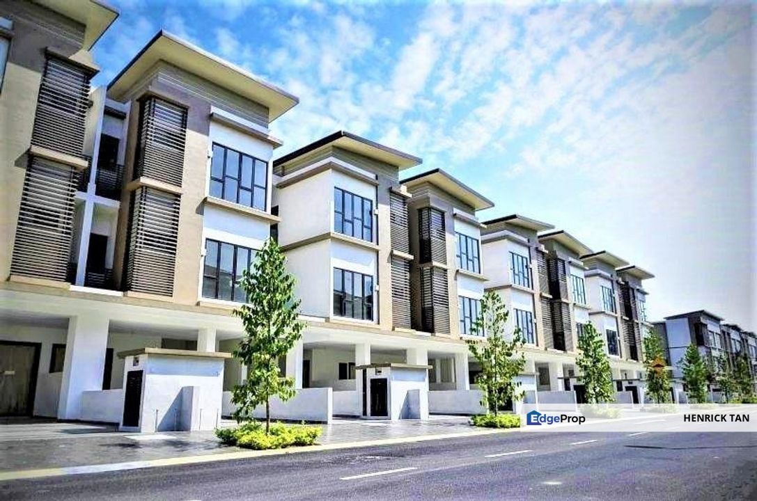 N'dira Townhouse (Lower Unit), 27x73sqft, Gated Guarded, Selangor, Puchong South