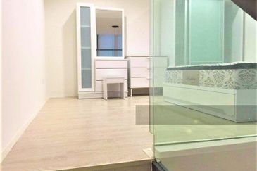 The Square @ One City