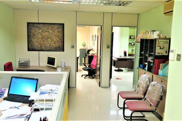 Regalia Business Centre, USJ 1