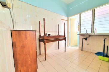 Subang Perdana Goodyear Court 10