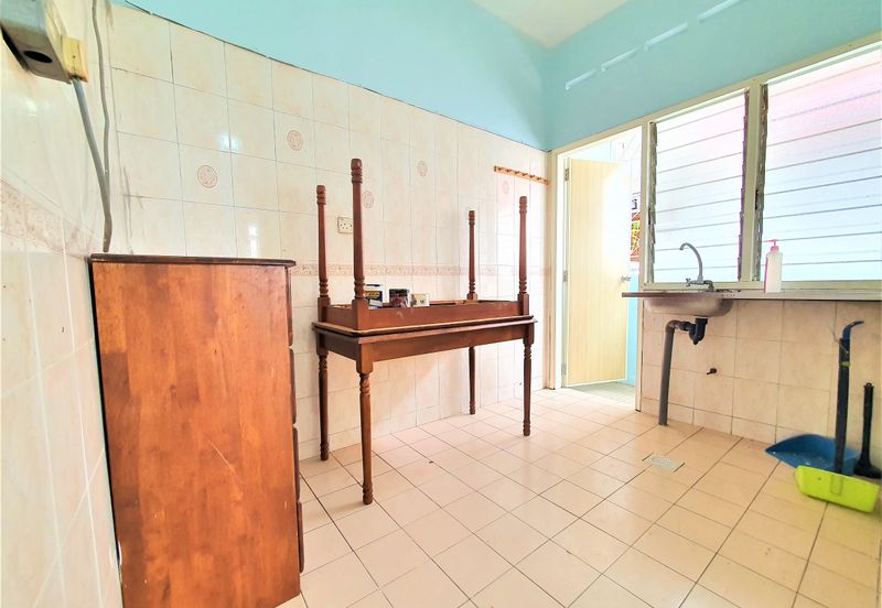 Subang Perdana Goodyear Court 10