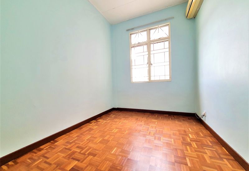 Subang Perdana Goodyear Court 10