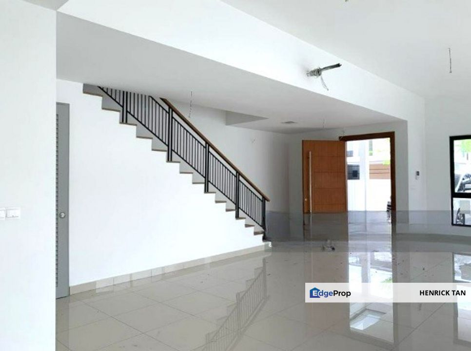 40x85, 2 Storey Semi D, Gated Guarded, Build up 3670 sqft, Selangor, Telok Panglima Garang