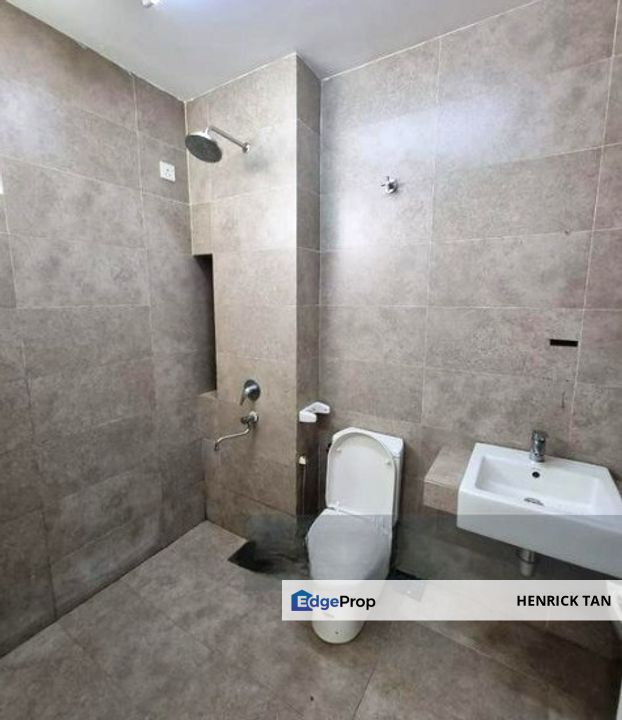 25x85 Freehold 2 Storey Superlink Gated Guarded , Selangor, Shah Alam