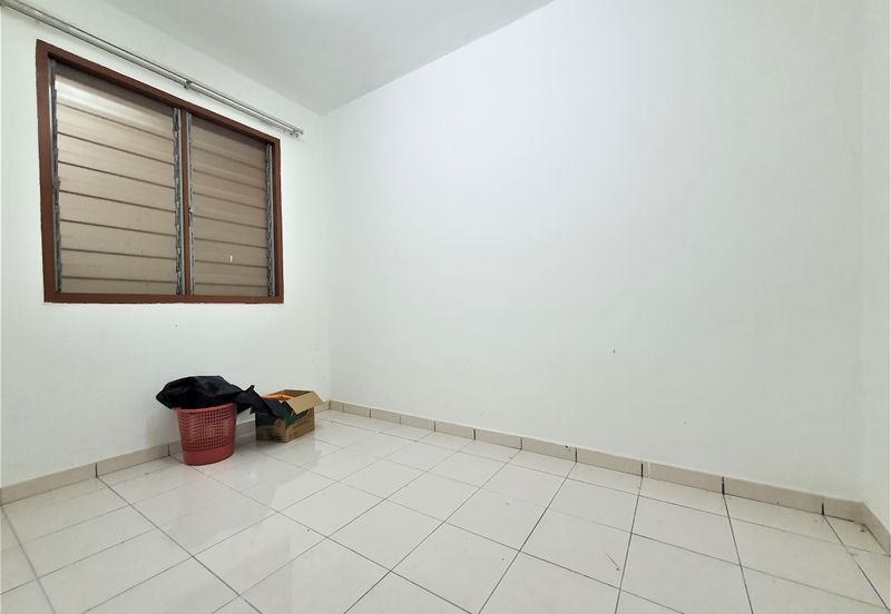 Alam Idaman, Taman Tasik Puchong