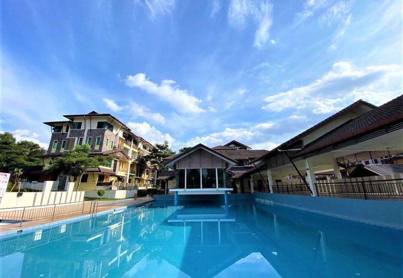 Avenue 2, Lake Valley