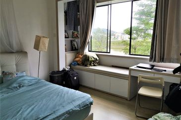 Avenue 2, Lake Valley