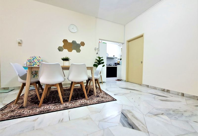 Pangsapuri Lagoon Perdana