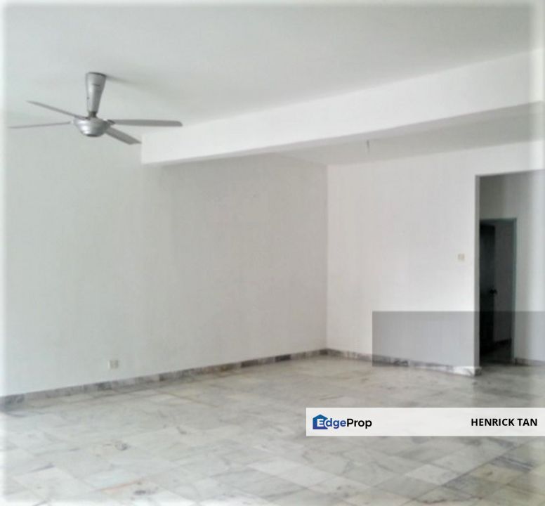 33x70 Corner Double Storey Freehold , Selangor, Puchong