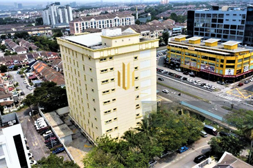 Wisma 11 storey, Opposite USJ Taipan Business Centre, Freehold, commercial title