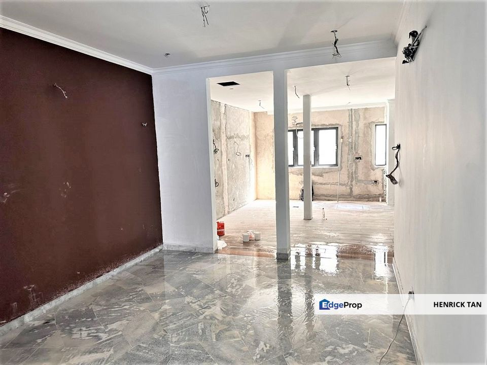 Double Storey 22x75sqft, Gated Guarded, New Fully Renovated House with Balcony, Selangor, USJ