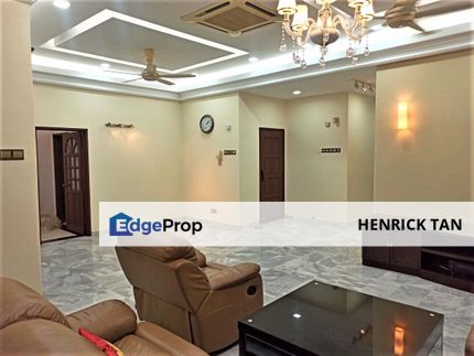 Mutiara Oriental, 2 Car park, 2498sqft, Renovated house, Selangor, Petaling Jaya