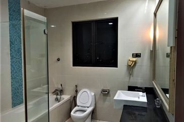 Mutiara Oriental Condominium