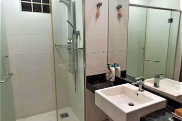 Mutiara Oriental Condominium