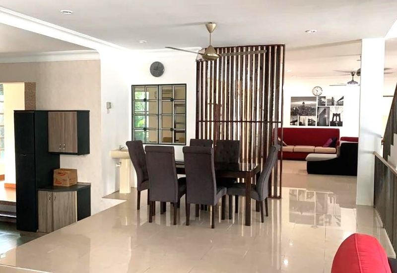 Persiaran Bukit Rahman Putra 2/1 