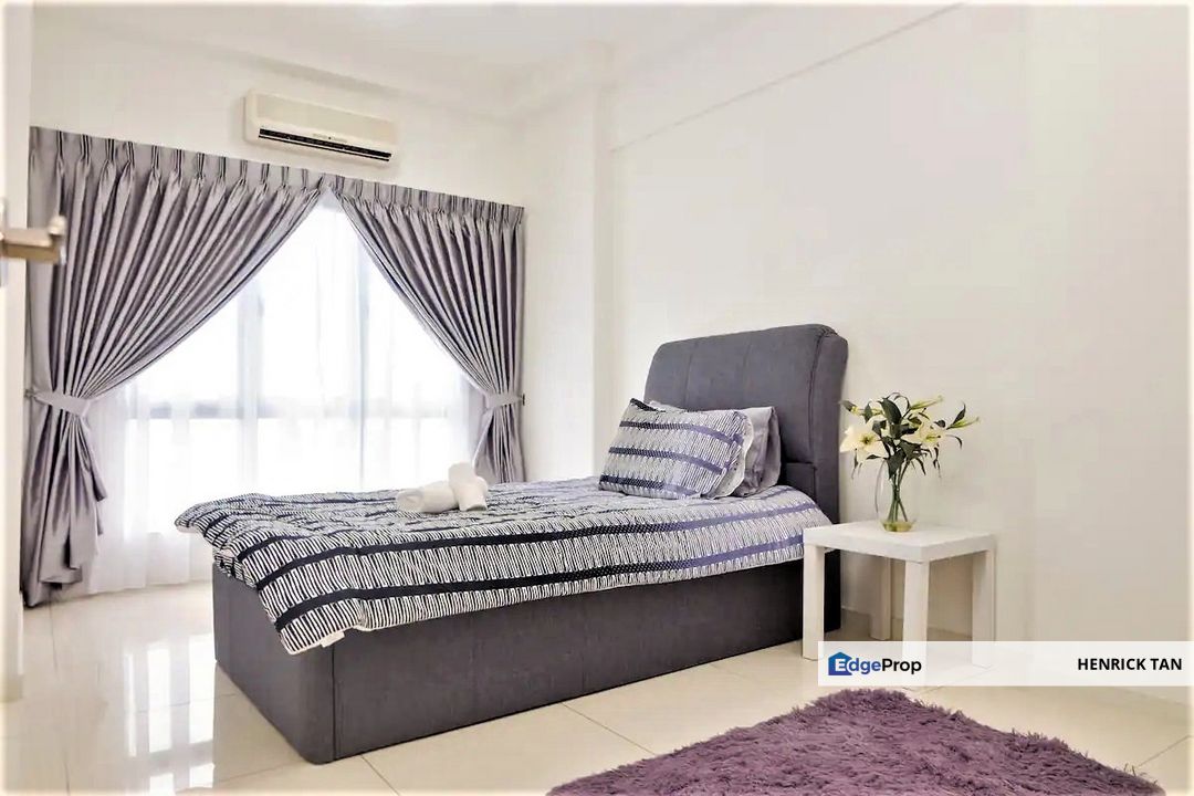 Fully Renovated, Fully Furnished, 3 car park, Move In Condition, Selangor, Shah Alam