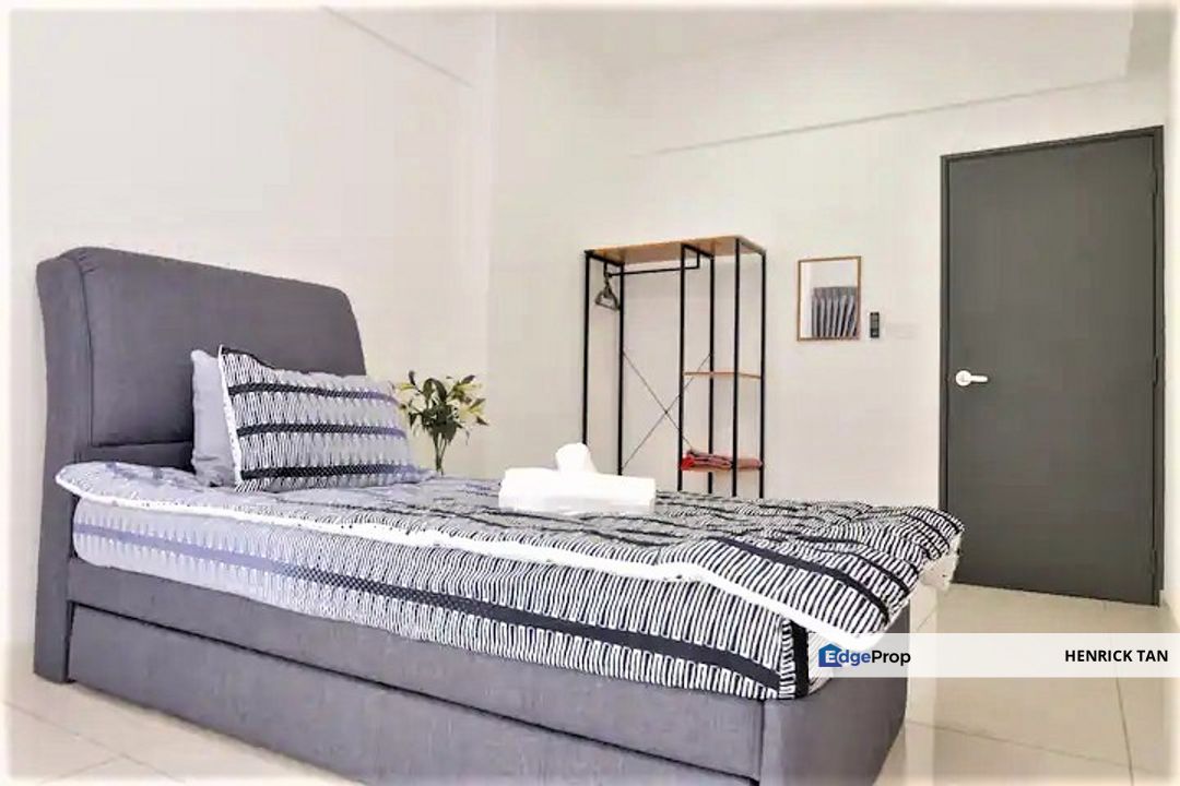 Fully Renovated, Fully Furnished, 3 car park, Move In Condition, Selangor, Shah Alam