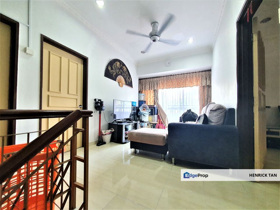 Double Storey CORNER LOT (50x75 sqft ), Nice Renovated , Selangor, Kota Kemuning