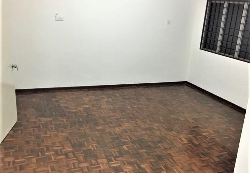 22x60sf, Renovated, Kitchen Extended, Gated Guarded