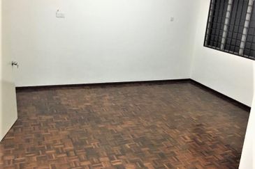 22x60sf, Renovated, Kitchen Extended, Gated Guarded